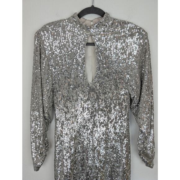 Ronny Kobo Lauper Dress Mini Sequin V Neck New Years Glam Sexy Silver Size S - Picture 5 of 16